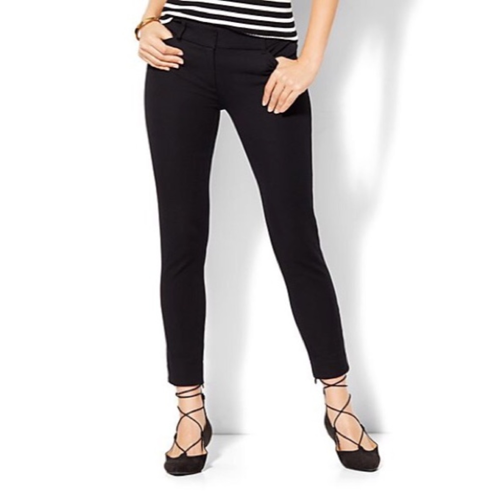 New York and Company Stretch Ankle Pants
