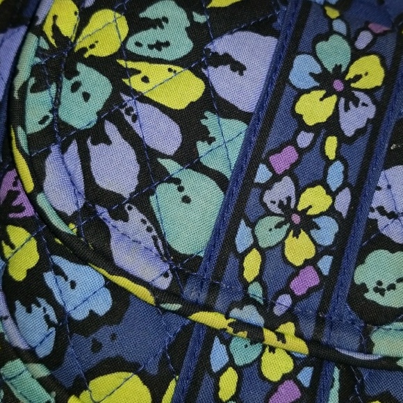 Vera Bradley purse - Picture 2 of 3