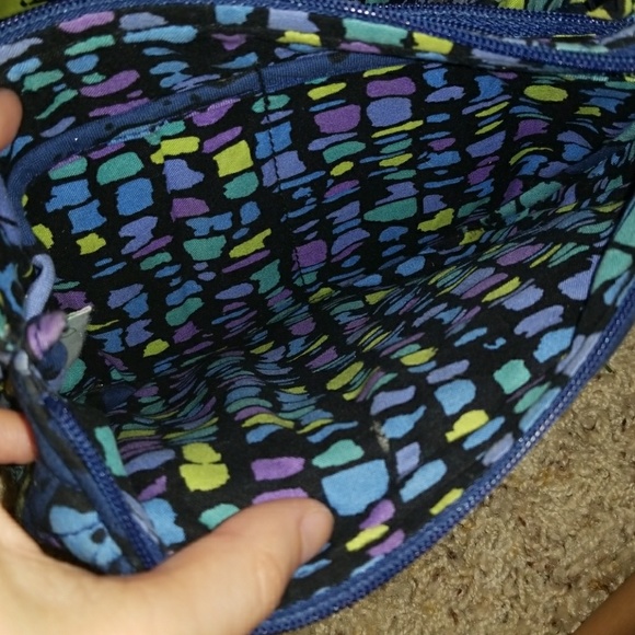 Vera Bradley purse - Picture 3 of 3