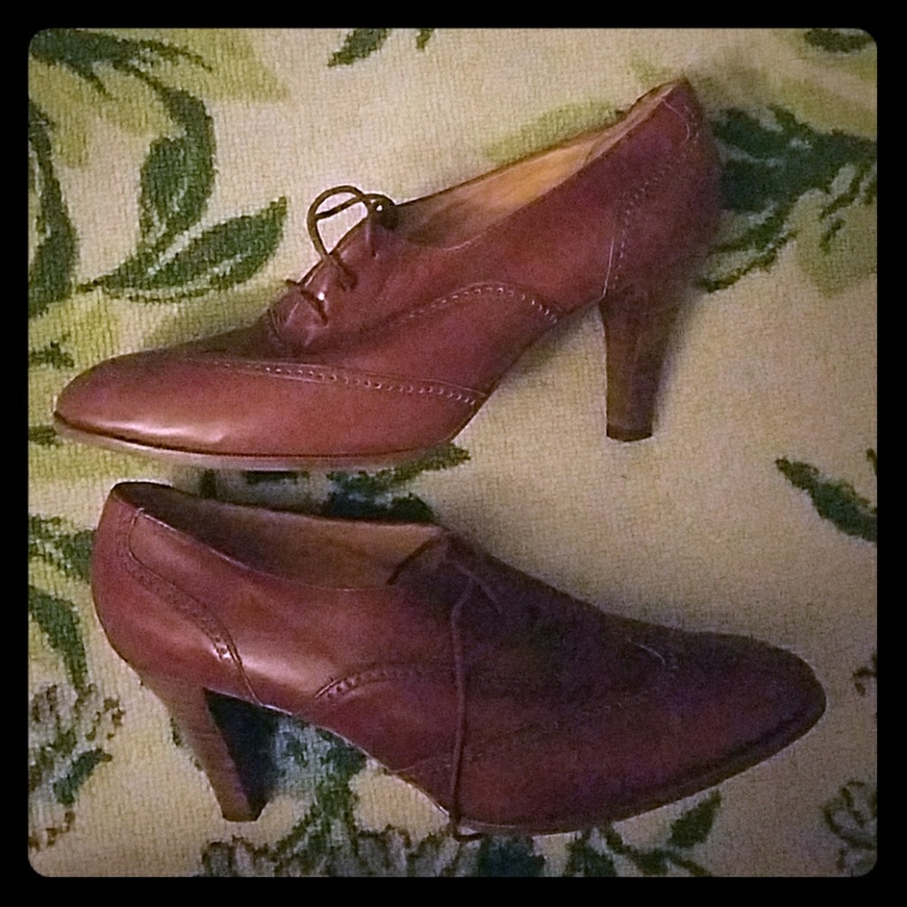 Vintage oxford booties