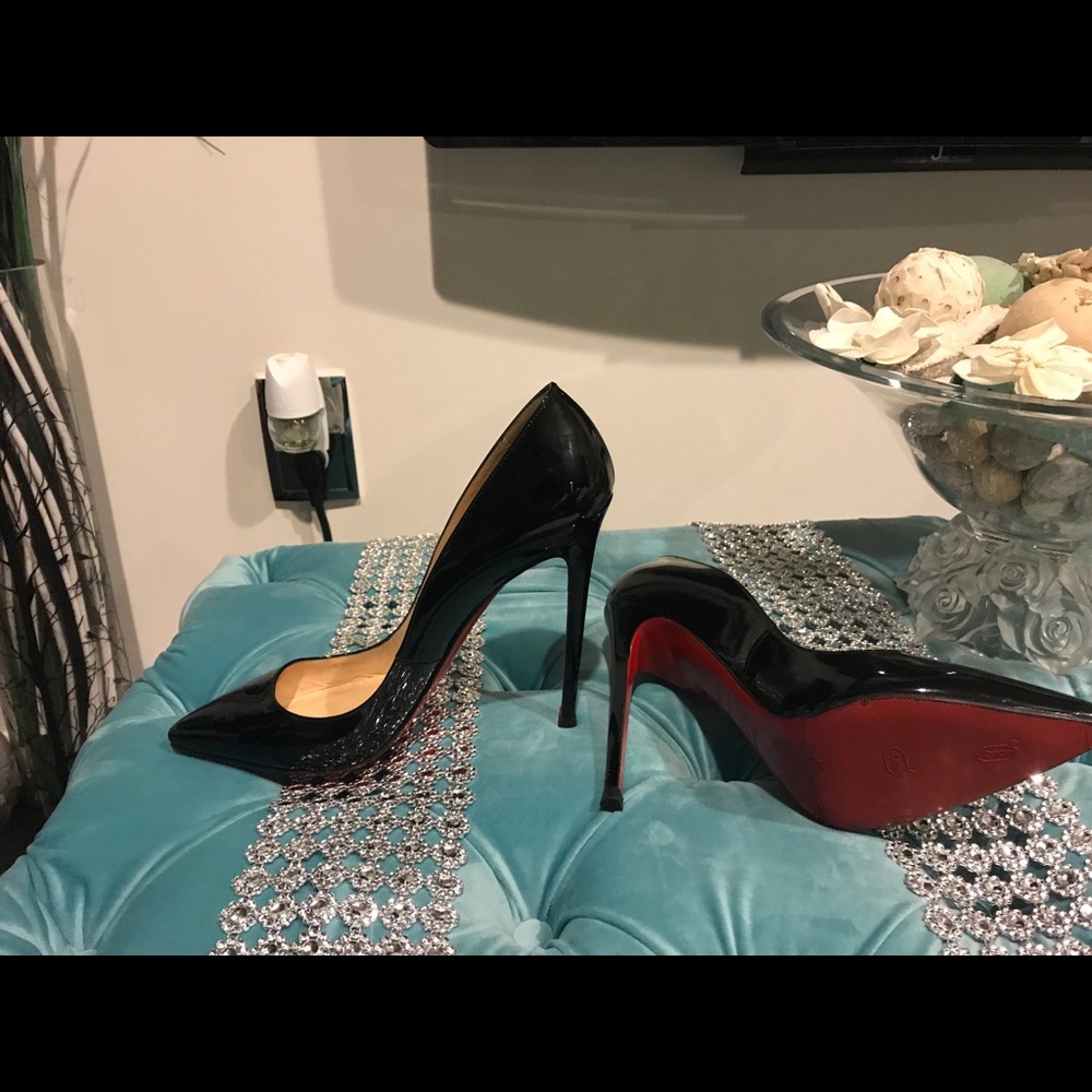 Christian Louboutin size 40.5