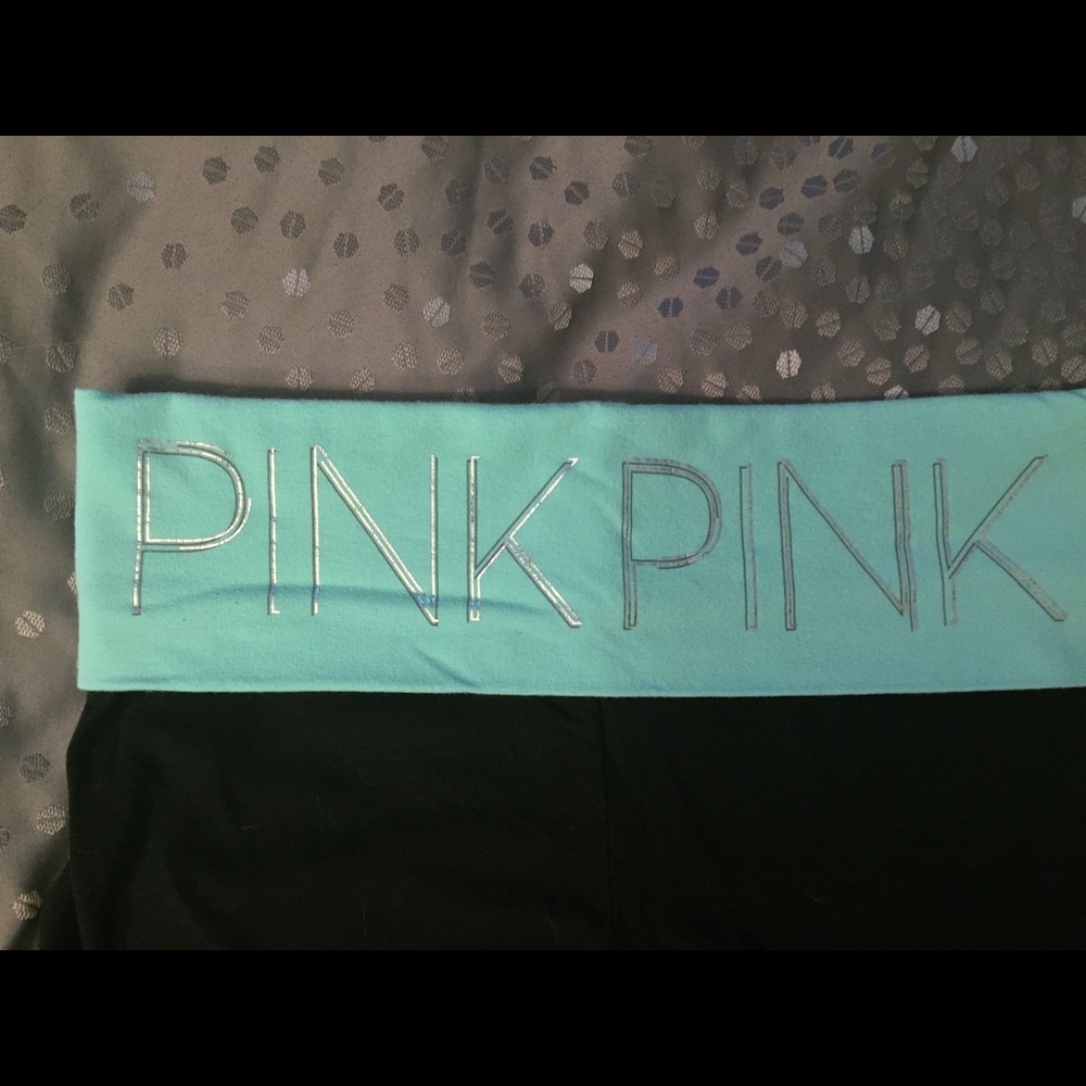 NWOT VS Pink: Sz Small- Yoga pants (black & mint)