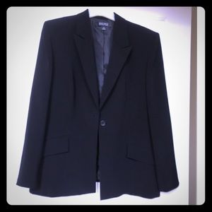 Ladies Kasper Black Blazer