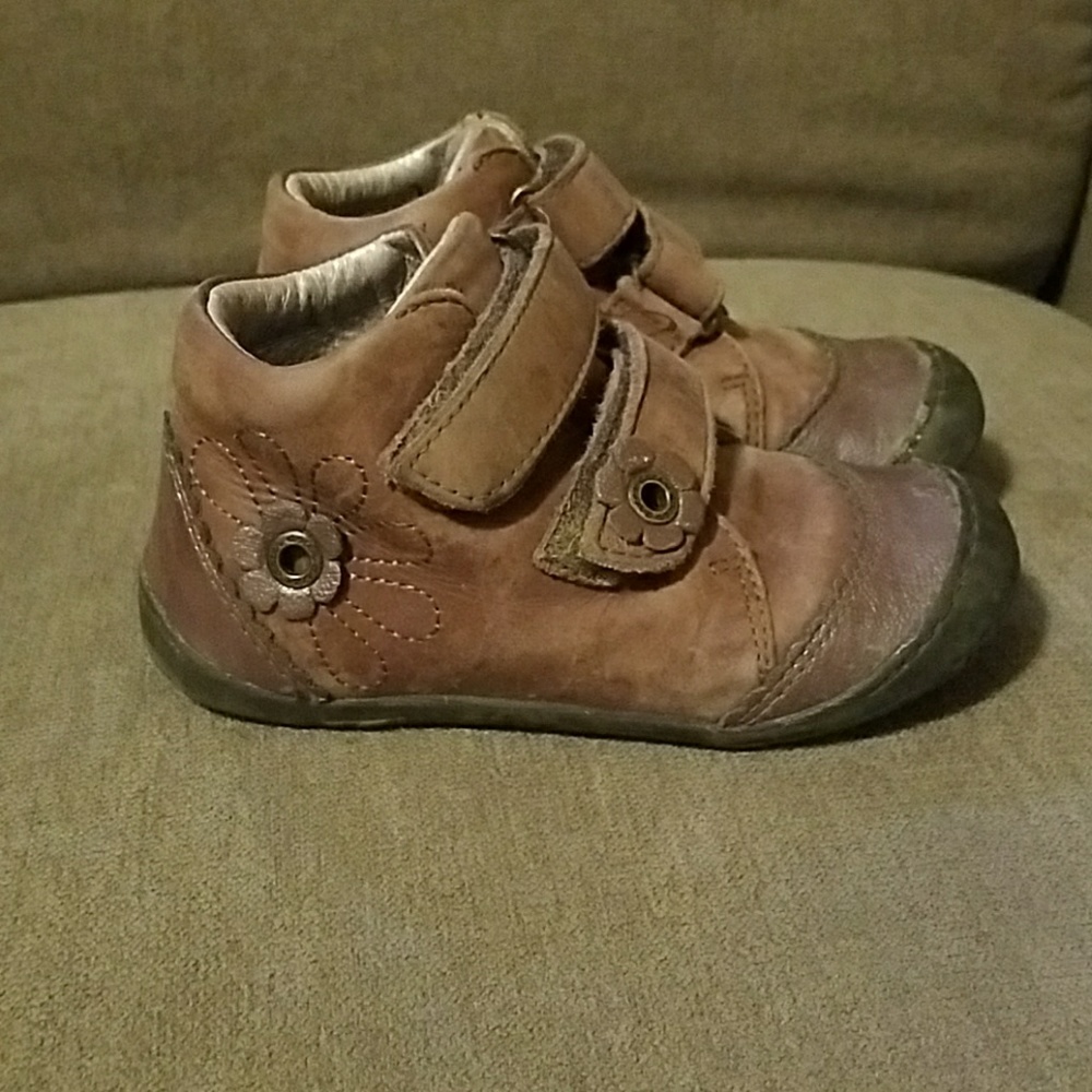 Aster Shoes