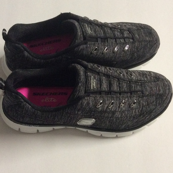 Sneakers - Picture 2 of 6