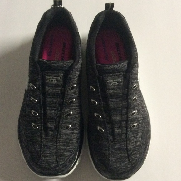 Sneakers - Picture 4 of 6