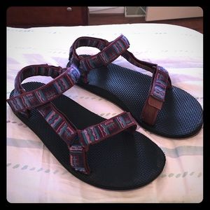EUC Tevas Size 9