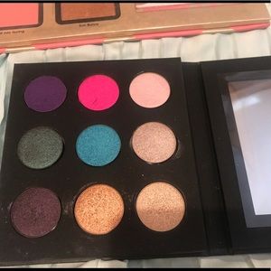 MakeUpForEver Palette