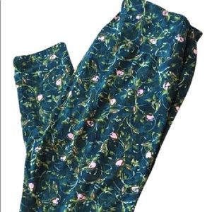 LULAROE OS LEGGINGS- floral pattern