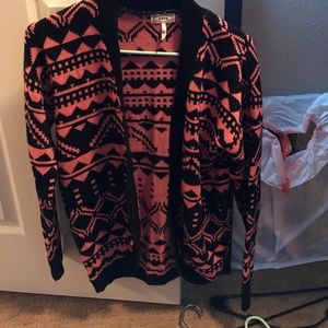 Pacsun pink and black sweater