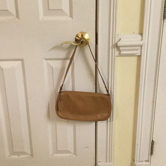 Coach Handbags - Vintage Coach purse