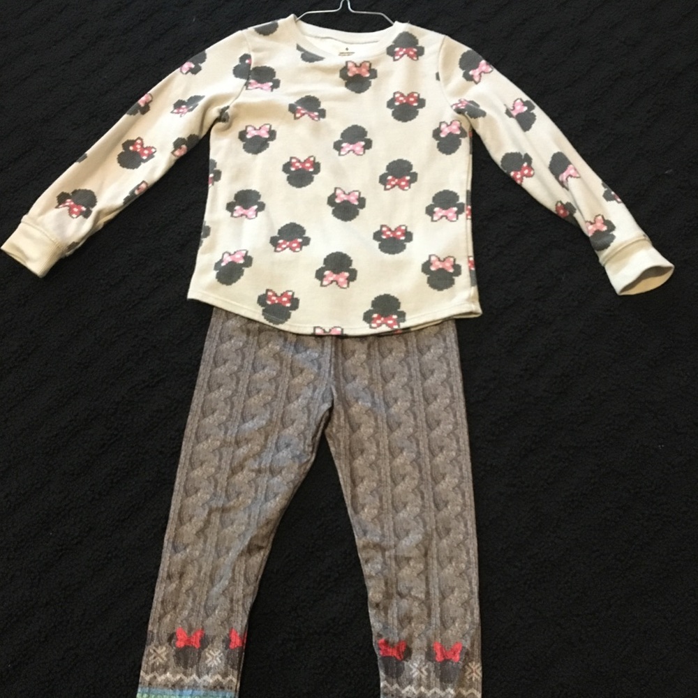 Disney jumping bean 2pc outfit.