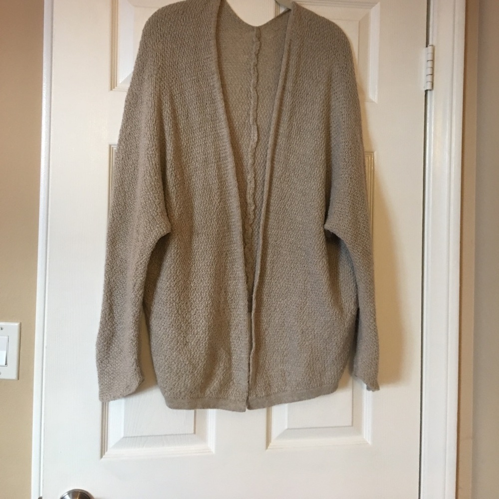 Brandy Melville Oversize Cardigan