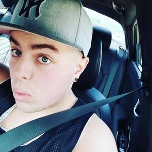 Meet your Posher, Justin