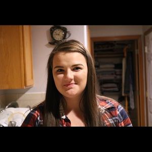 Meet your Posher, Yanna