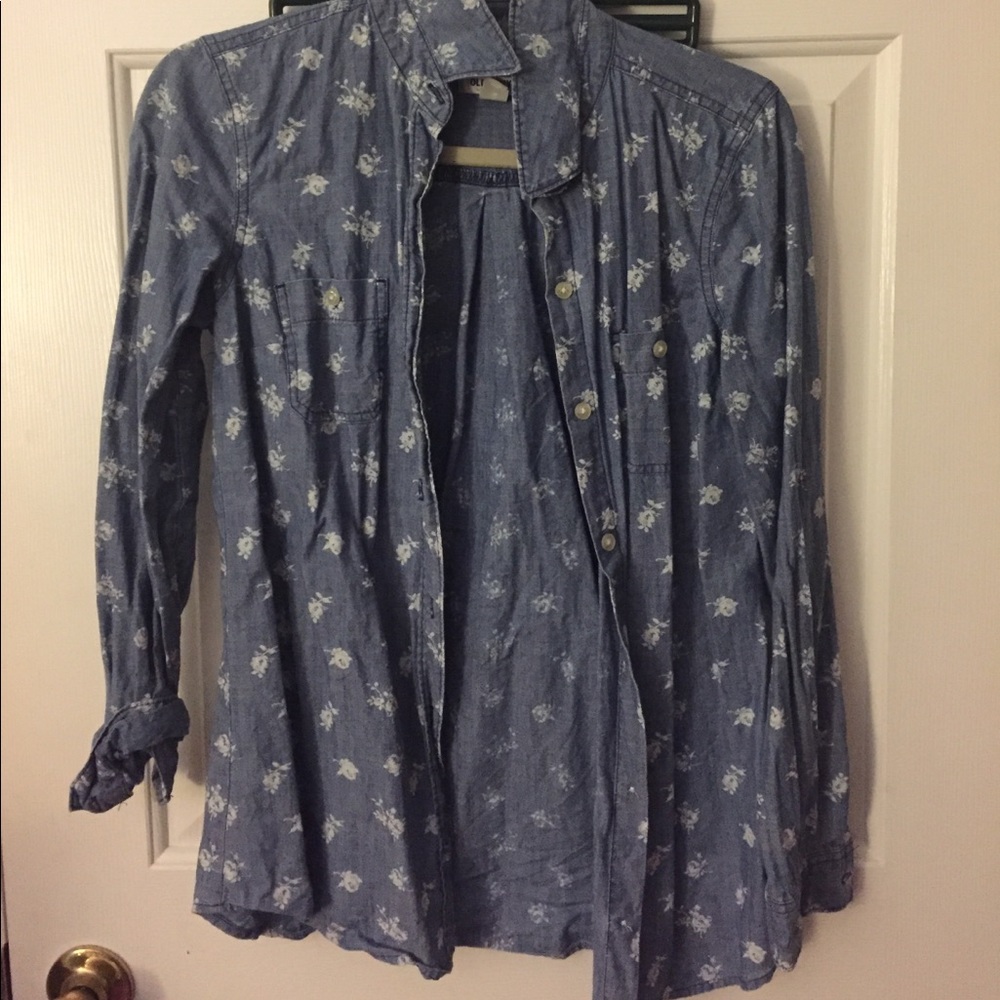 Chambray shirt with floral print