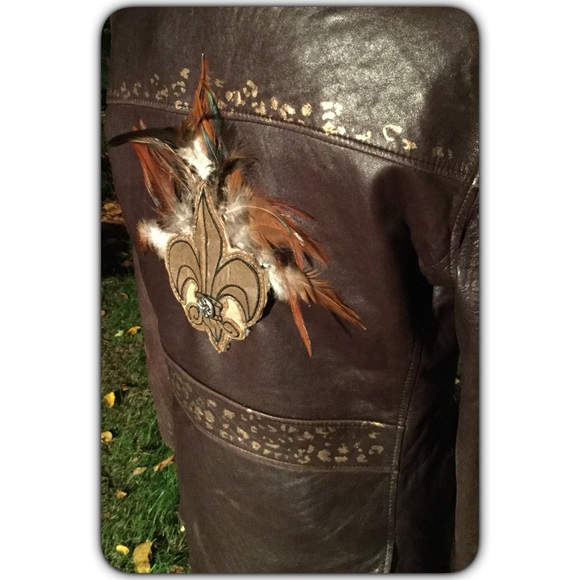 Altered Distressed Leather Jacket - Picture 6 of 7
