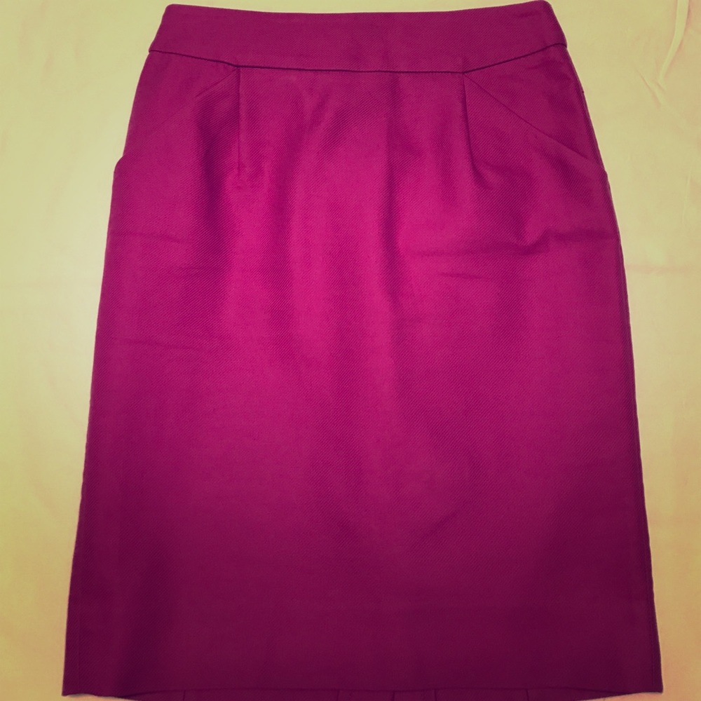 Fuchsia J. Crew pencil skirt w/ pockets! Like new!