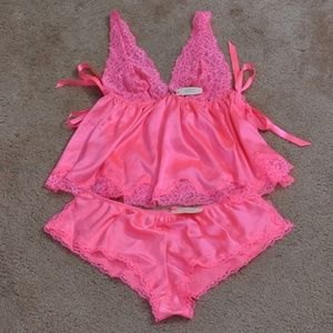 Victoria's Secret Babydoll w/ Matching Bottoms NWT