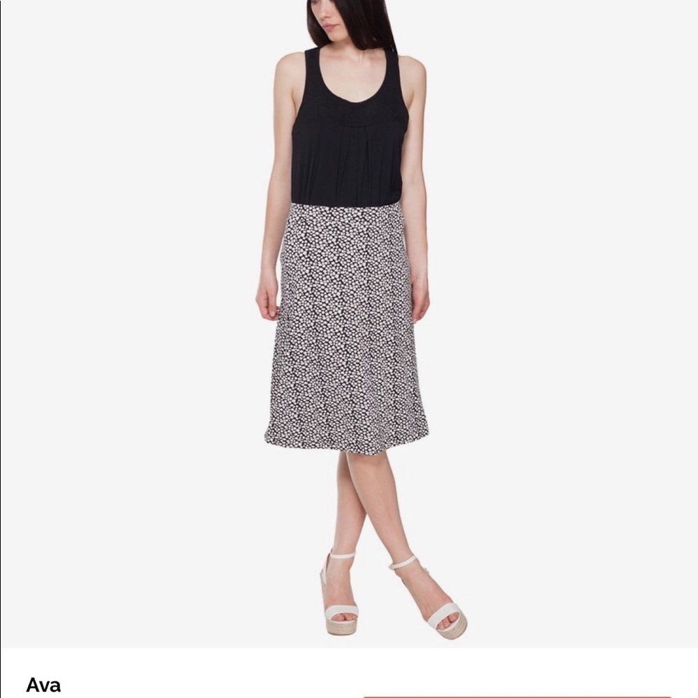 Ava Skirt