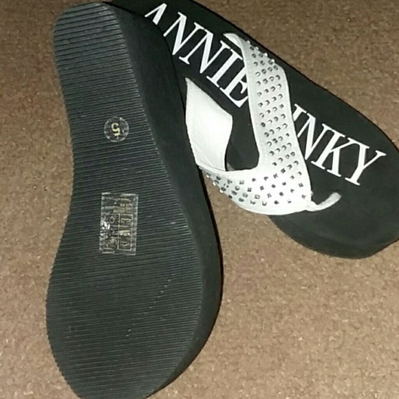 Shoes - Picture 2 of 2