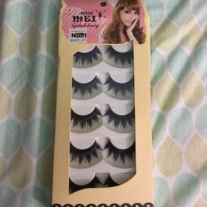 Glamorous eyelashes Set of 10