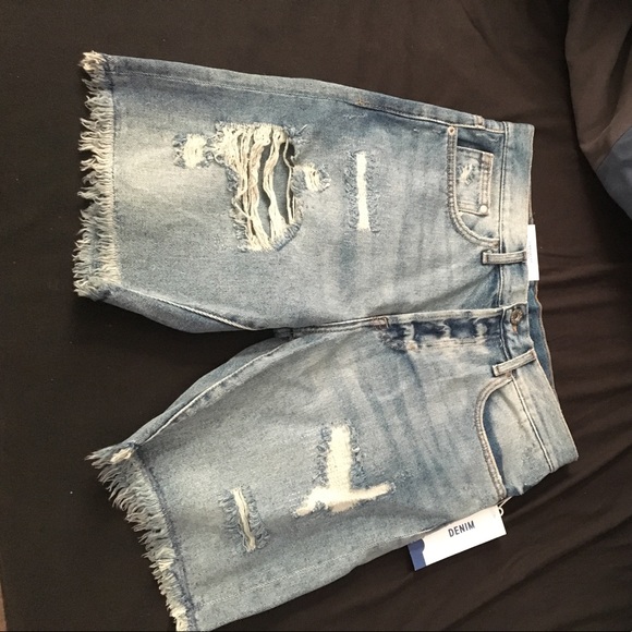 H&M jean shorts - Picture 1 of 2