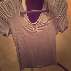 Gray scrunch sleeve tee