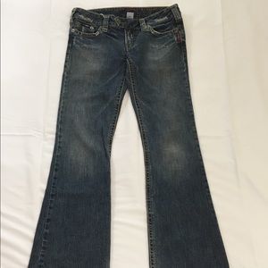 Silver Jeans Tuesday 28