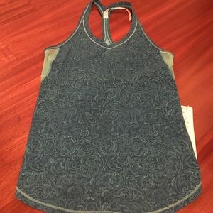 NWT Lululemon Fast Lane Singlet sz 4