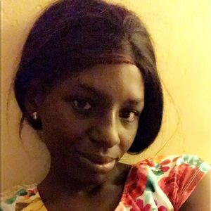 Meet your Posher, Alisa