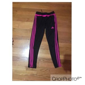 Adidas as Pink And Black
