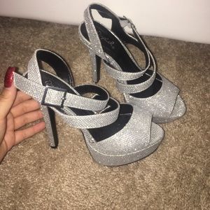 Silver glittery 5 inch heels with platform