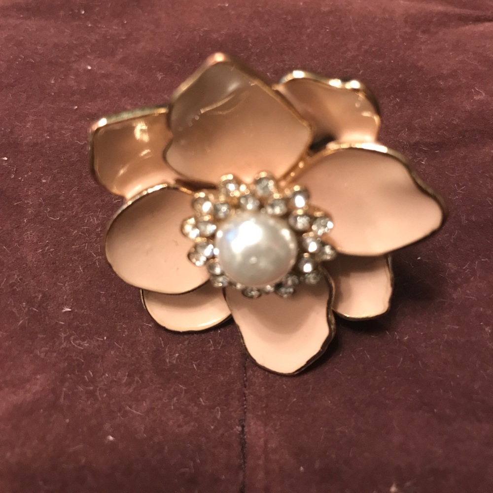 Flower enamel ring