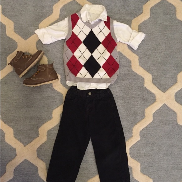 Gymboree Other - Boy's 3T Holiday outfit.