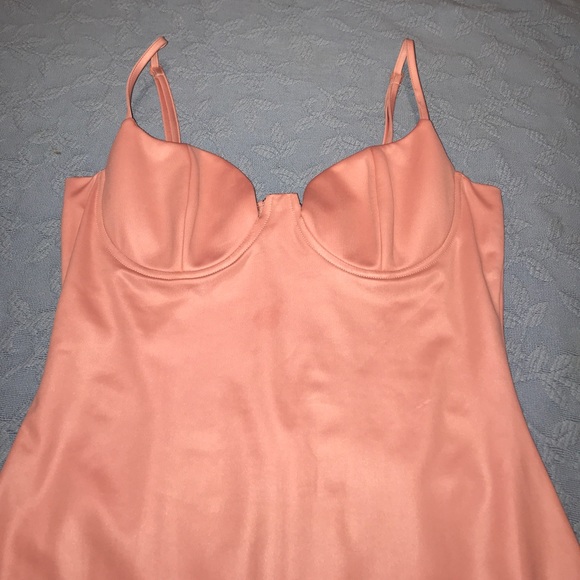 Light blush midi dress - Picture 1 of 3