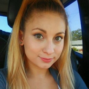 Meet your Posher, Yohana