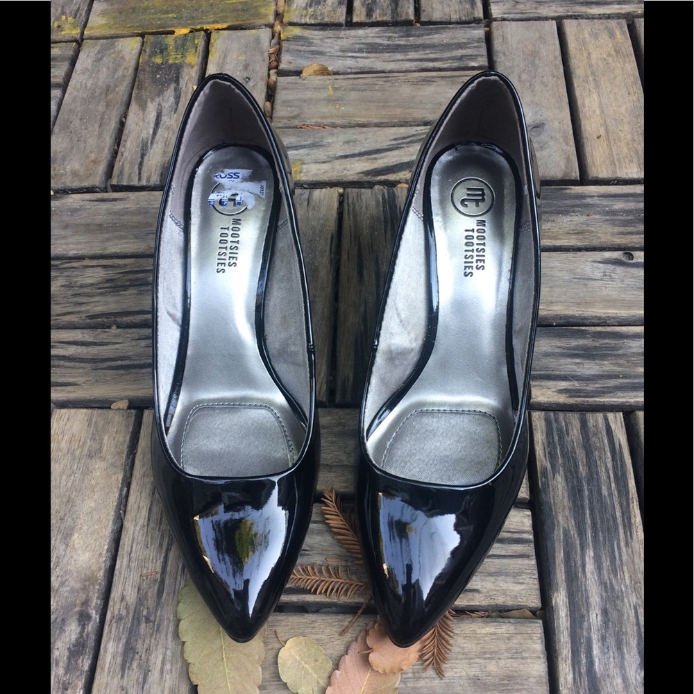 Shinny Leather Like Low heels Shoes