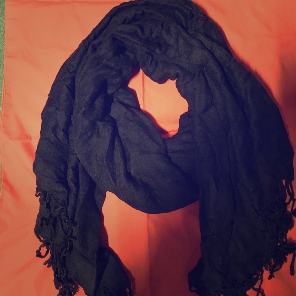 Black Scarf