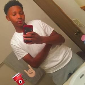 Meet your Posher, Larry