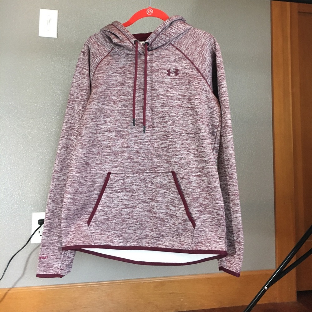 NWOT- Fleece lined UA hoodie