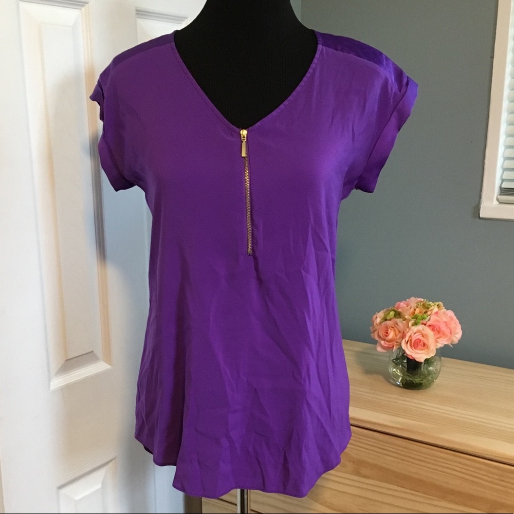 Express | Rolled Sleeve Zip Top