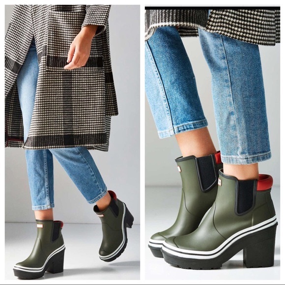 ISO: Hunter Block Heel Buoy Stripe Rain Boot - Picture 3 of 3