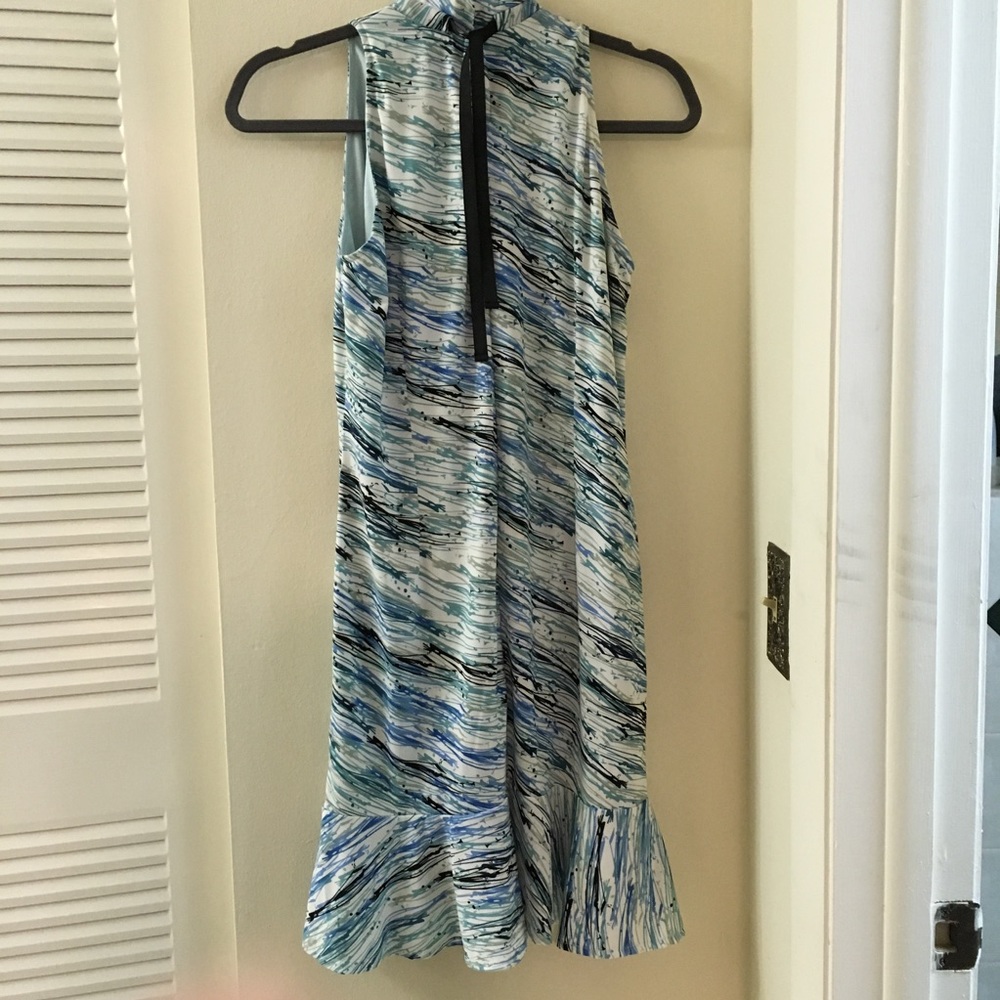 blue/white high neck shift dress - Picture 4 of 4