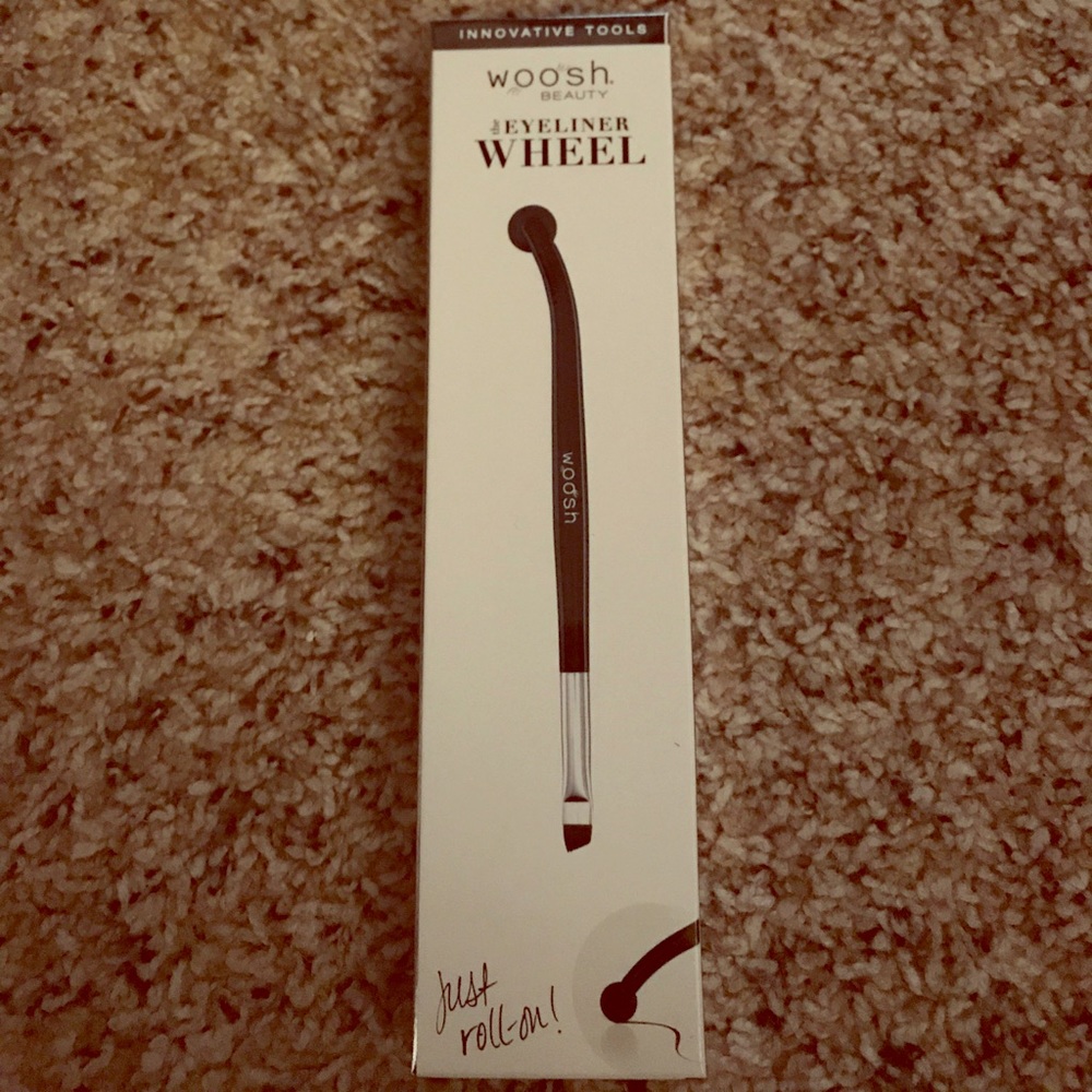 Whoosh beauty eyeliner wheel