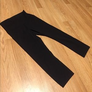 Black luon Lululemon crops