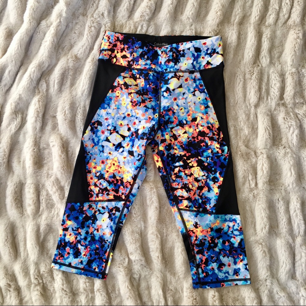 Vibrant Calvin Klein Workout Capri