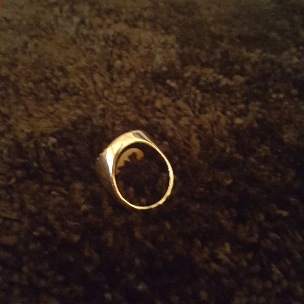 Ring - Picture 4 of 4