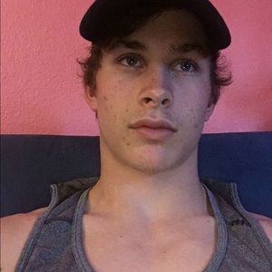 Meet your Posher, Travis