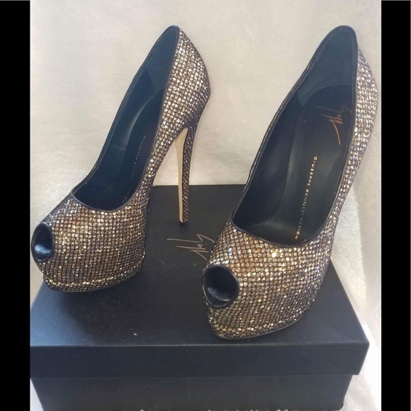Giuseppe Zanotti Sharon Glittery Peep Toe Pumps - Picture 4 of 8